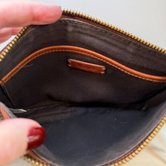 MADEWELL The Simple Crossbody Bag English Saddle Tan Leather - Picture 11 of 14